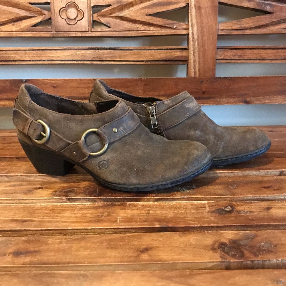 BORN Distressed Leather Western Shoes - Picture 2 of 6
